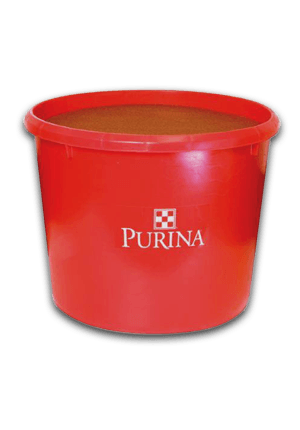 Purina® Wind and Rain® Mineral Tub with Fly Control (225 lb)